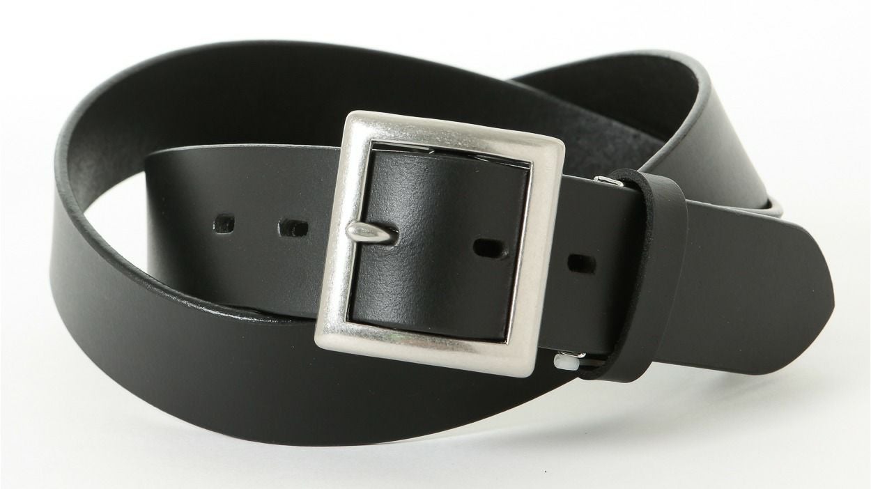 コンチョ付きメディスンバッグ 男女兼用 本革 Horn Works 10 | レザー