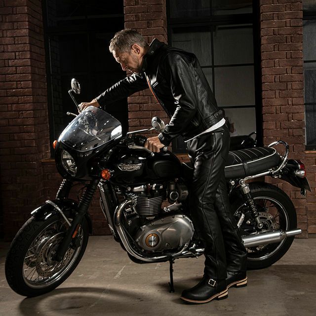 000000003703-12.jpg?size=l&w=